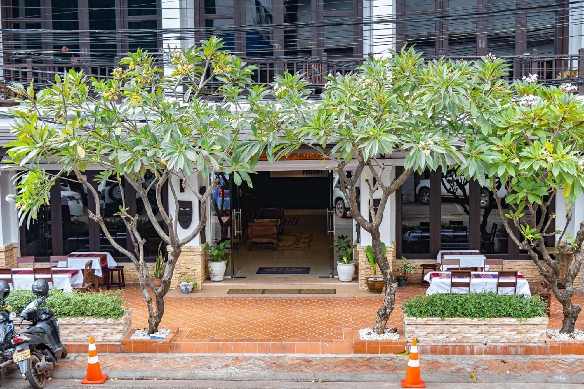Vongkhamsene Boutique Hotel Ban Nongdouang Exterior foto